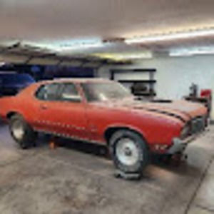 Meet your Posher, Mike